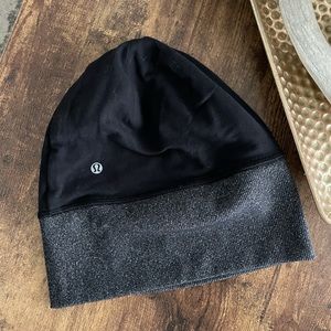 Lululemon beanie hat • black • one size